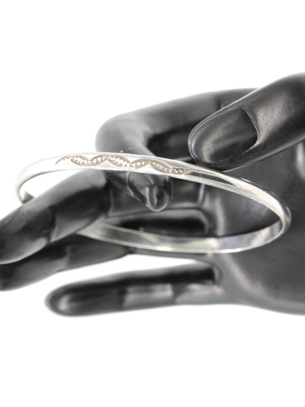 925 STERLING vintage engraved BANGLE BRACELET large 2 3/4" wieghs 14.2 grams